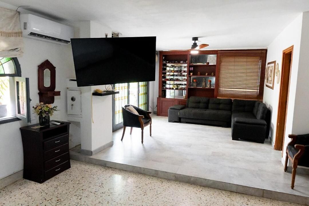 Сasa de vacaciones Exclusive House In Castillo Grande Near The Sea