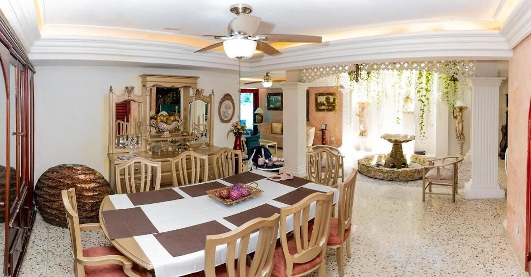 Сasa de vacaciones Exclusive House In Castillo Grande Near The Sea *