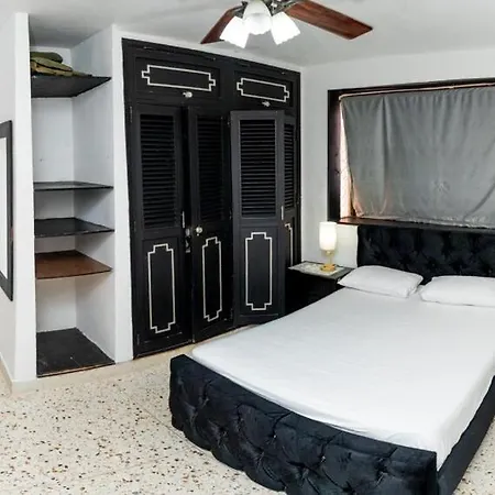 Сasa de vacaciones Exclusive House In Castillo Grande Near The Sea